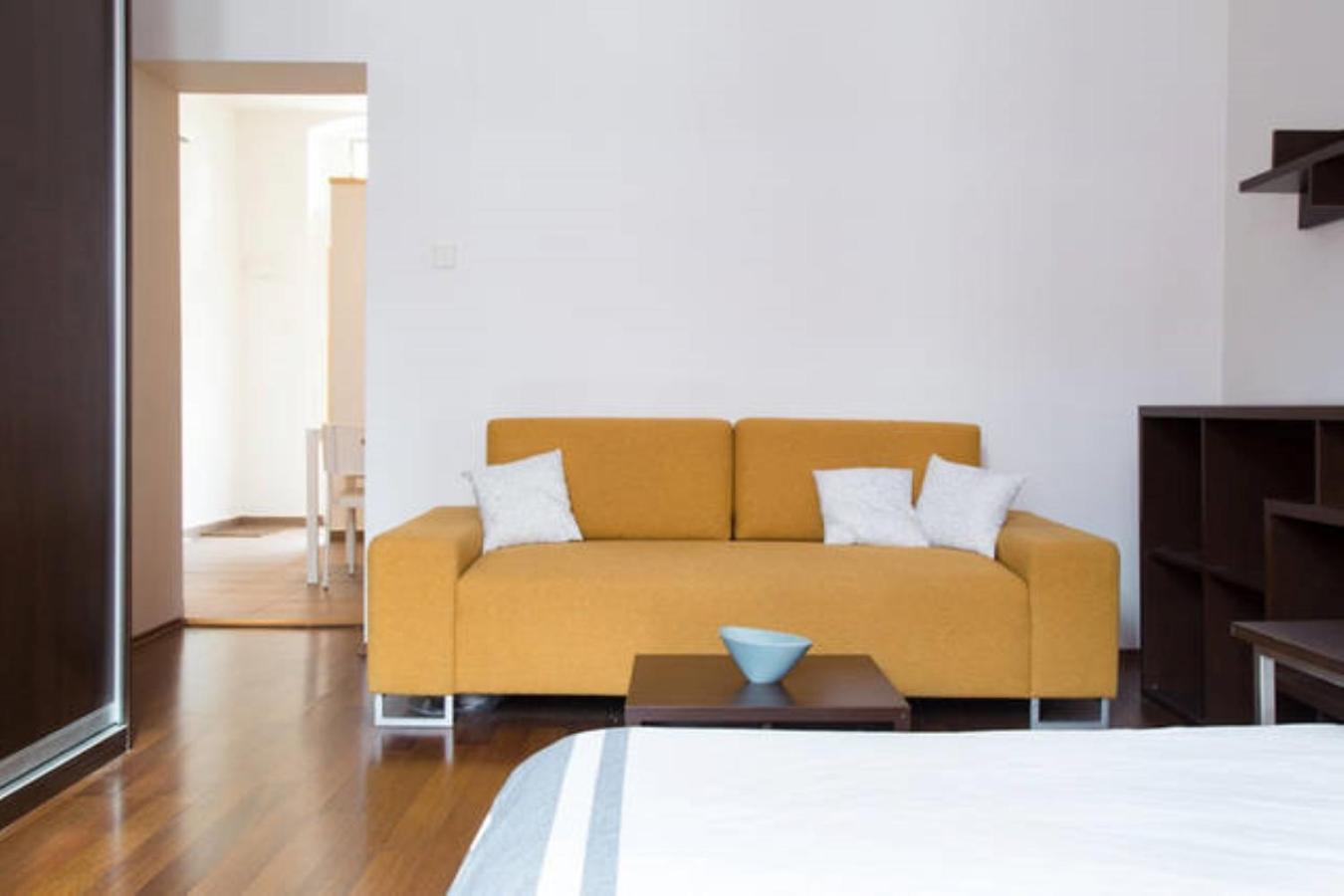 Romantic Central Flat براتسيلافا المظهر الخارجي الصورة